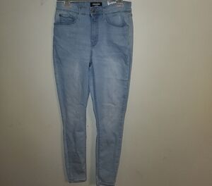 Denizen from Levi's Women's Sky Blue Skinny Jeans